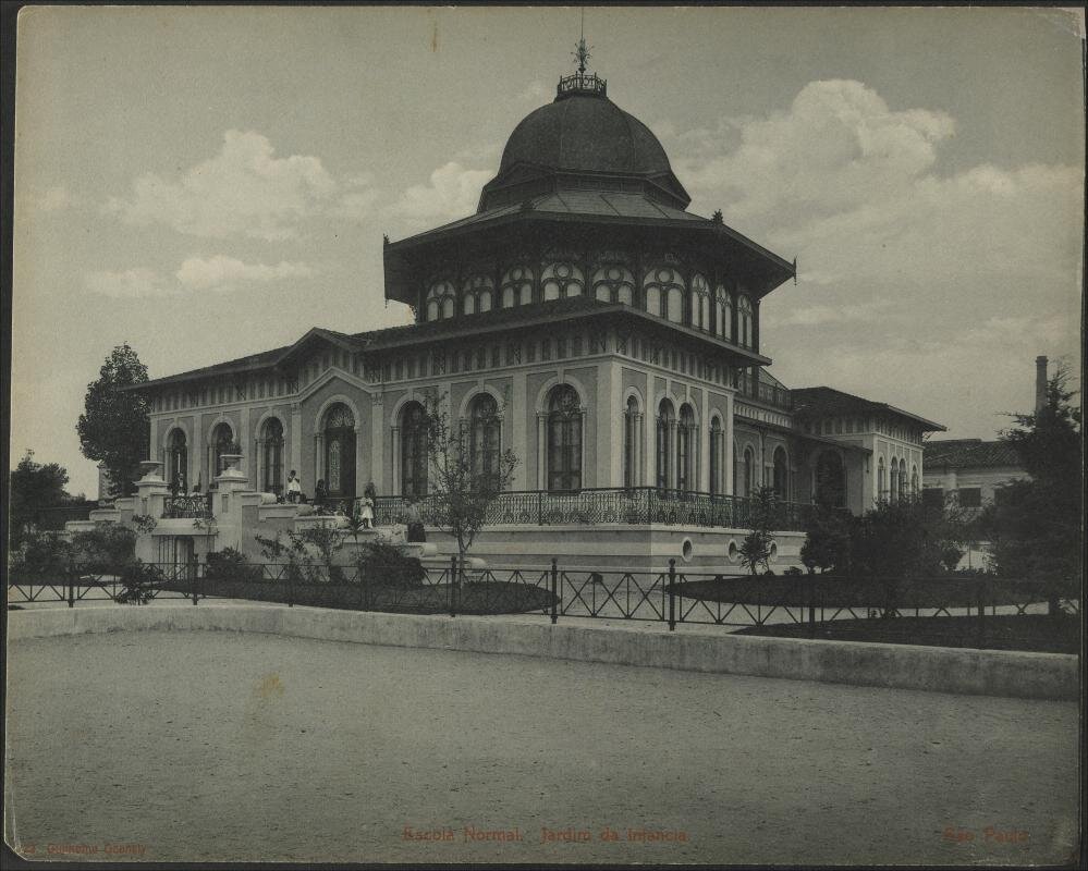 Escola Normal - Jardim de Infância - 1902