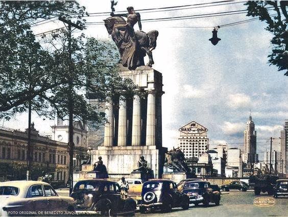 Monumento a Ramos de Azevedo - 1952