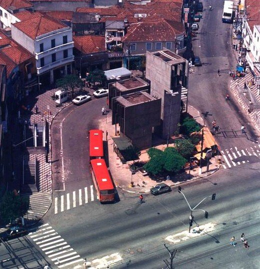 Metrô e Praça da Árvore - década de 1980